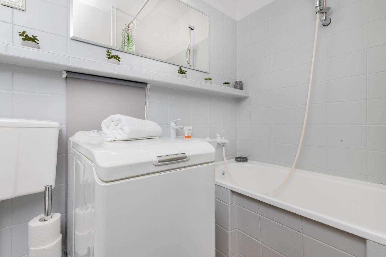 Seaview Apartment Gdansk Przymorze By Noclegi Renters מראה חיצוני תמונה
